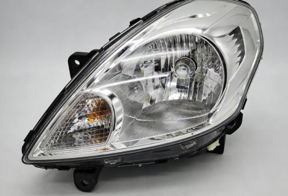 Headlight Assembly - Right 3